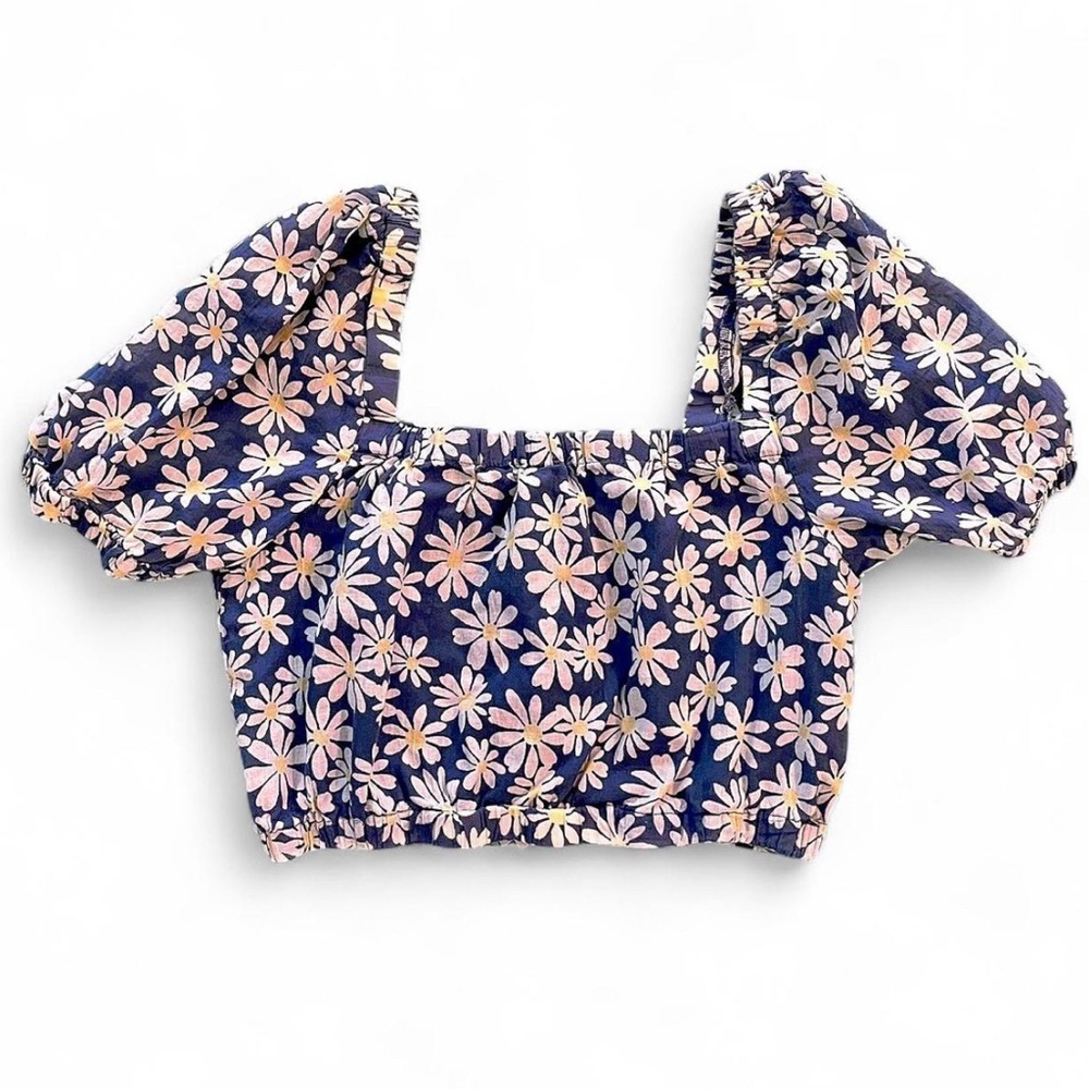 American Eagle Floral Puff Sleeve Top 🌼